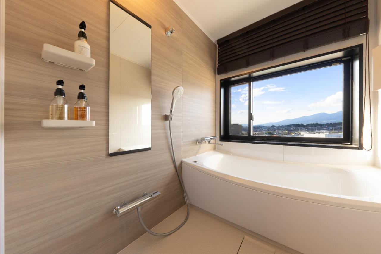 Aqa Hotel Premium Saku Eksteriør billede